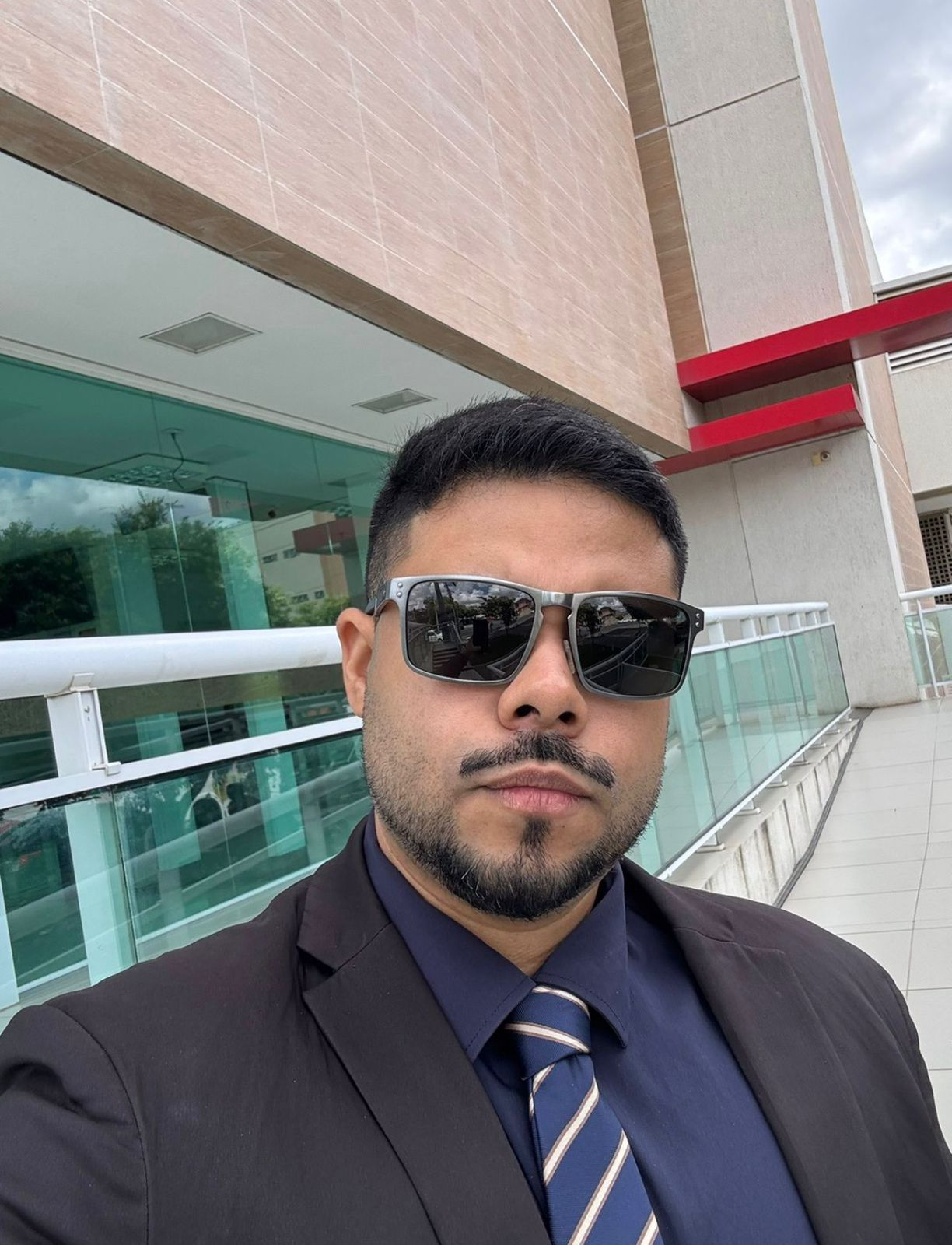 Salatiel Pereira em atendimento
