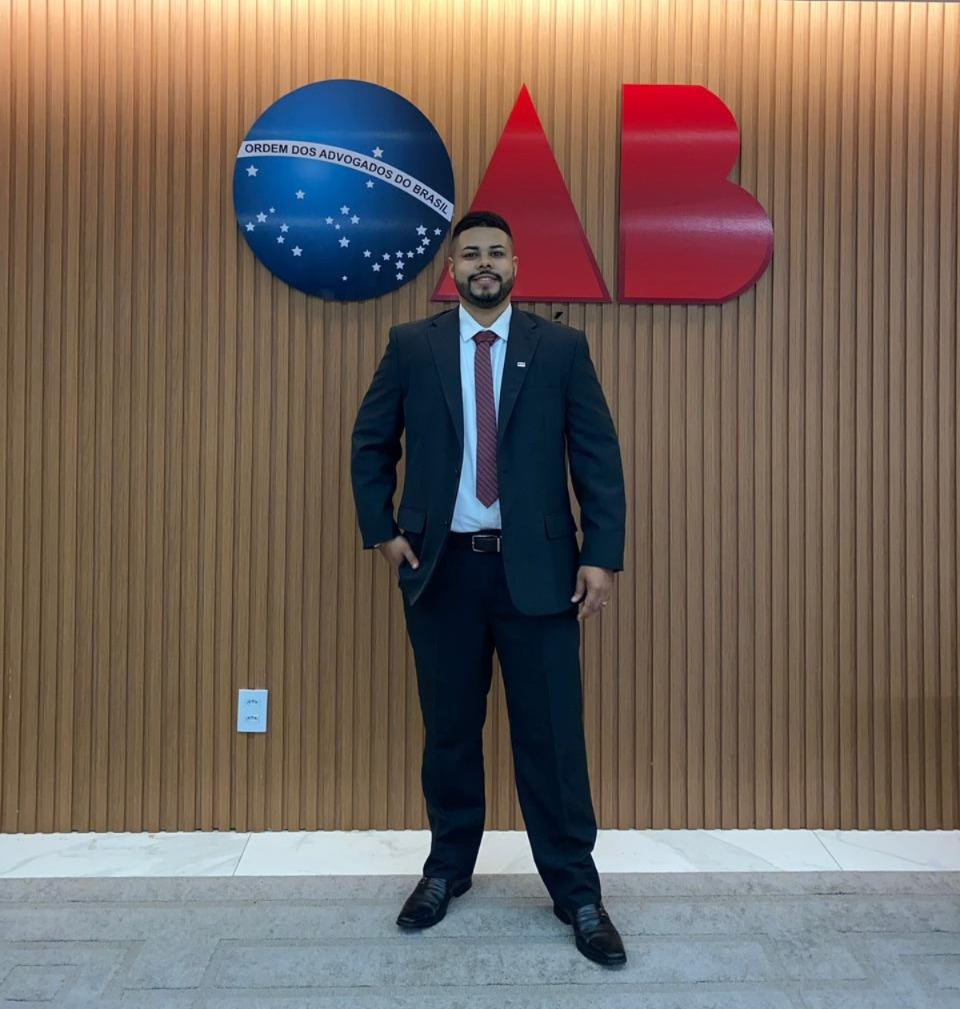 Salatiel Pereira, advogado inscrito na OAB/PI